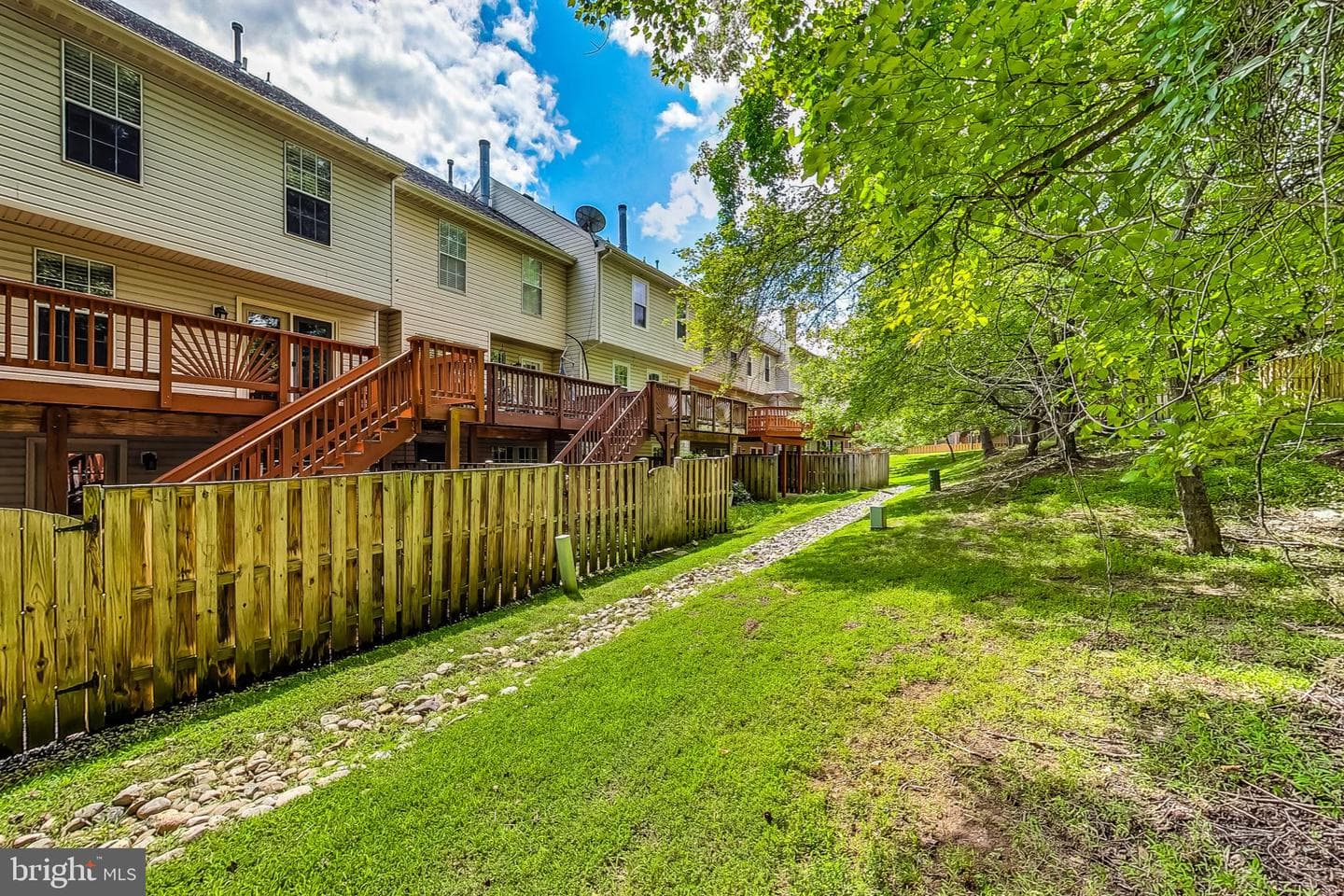 18605 Clovercrest Circle photo 39