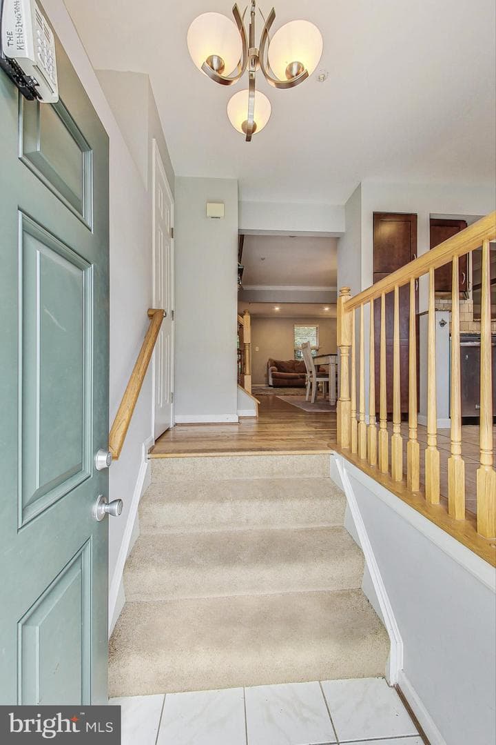 18605 Clovercrest Circle photo 4