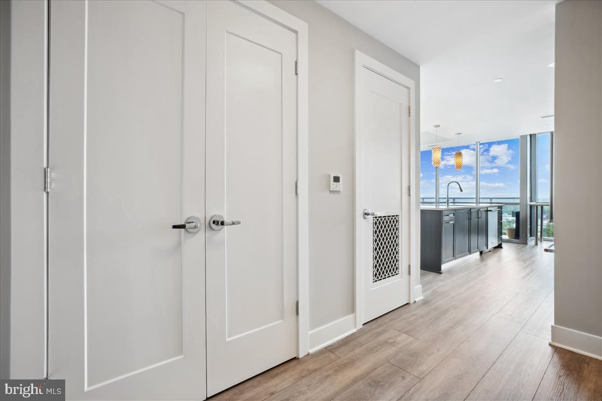 930 Rose Avenue #1610 photo 10