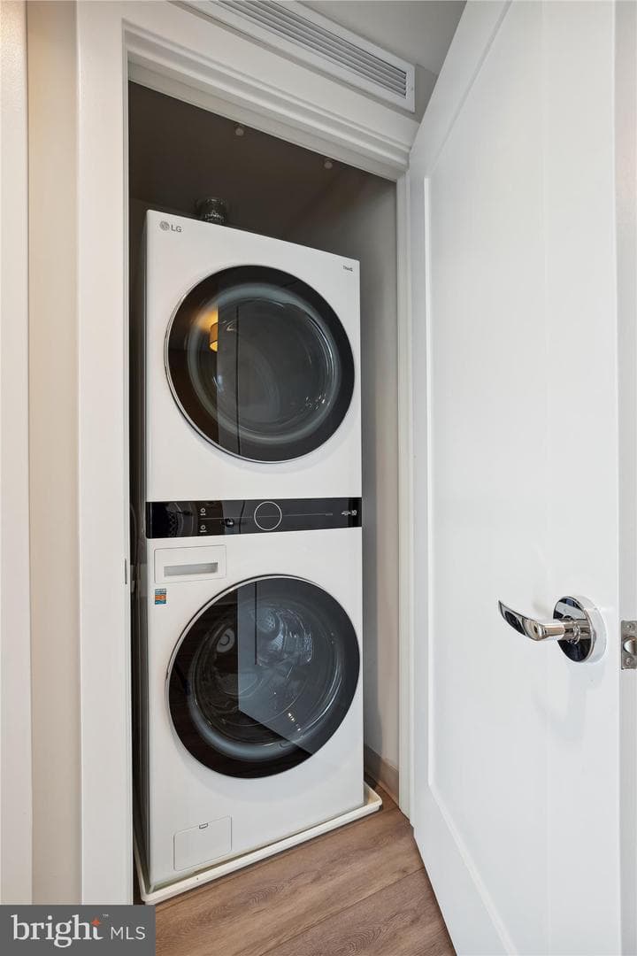 930 Rose Avenue #1610 photo 11