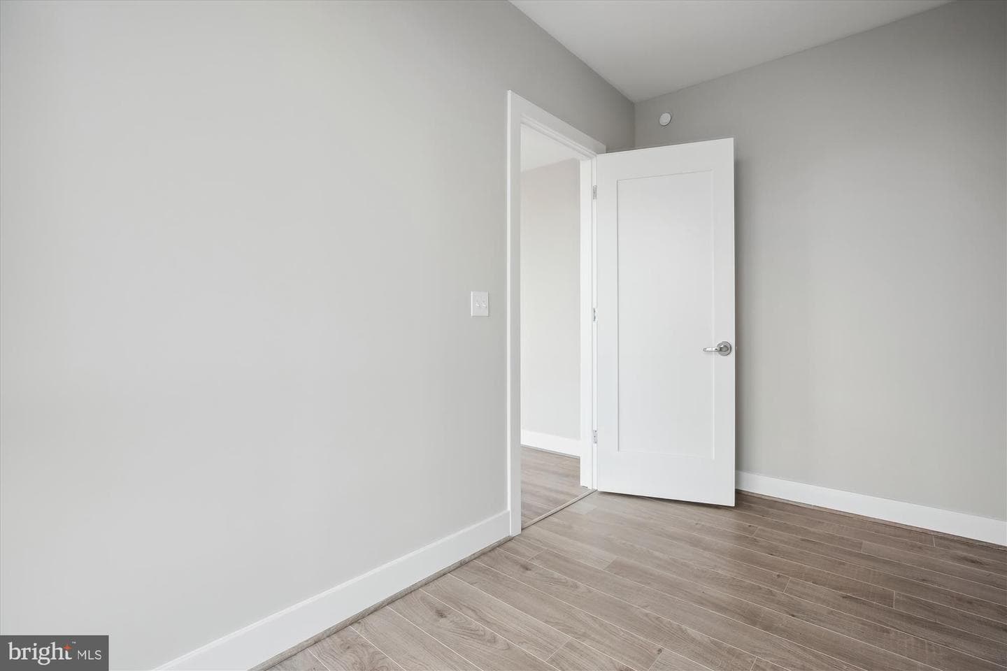 930 Rose Avenue #1610 photo 25