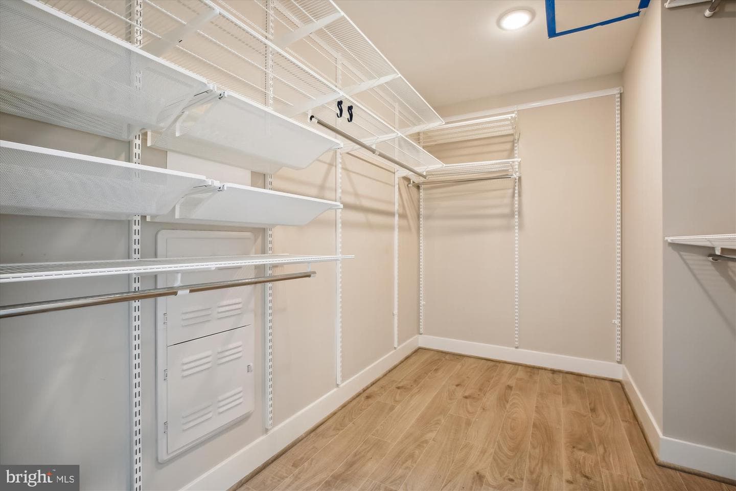 930 Rose Avenue #1610 photo 30