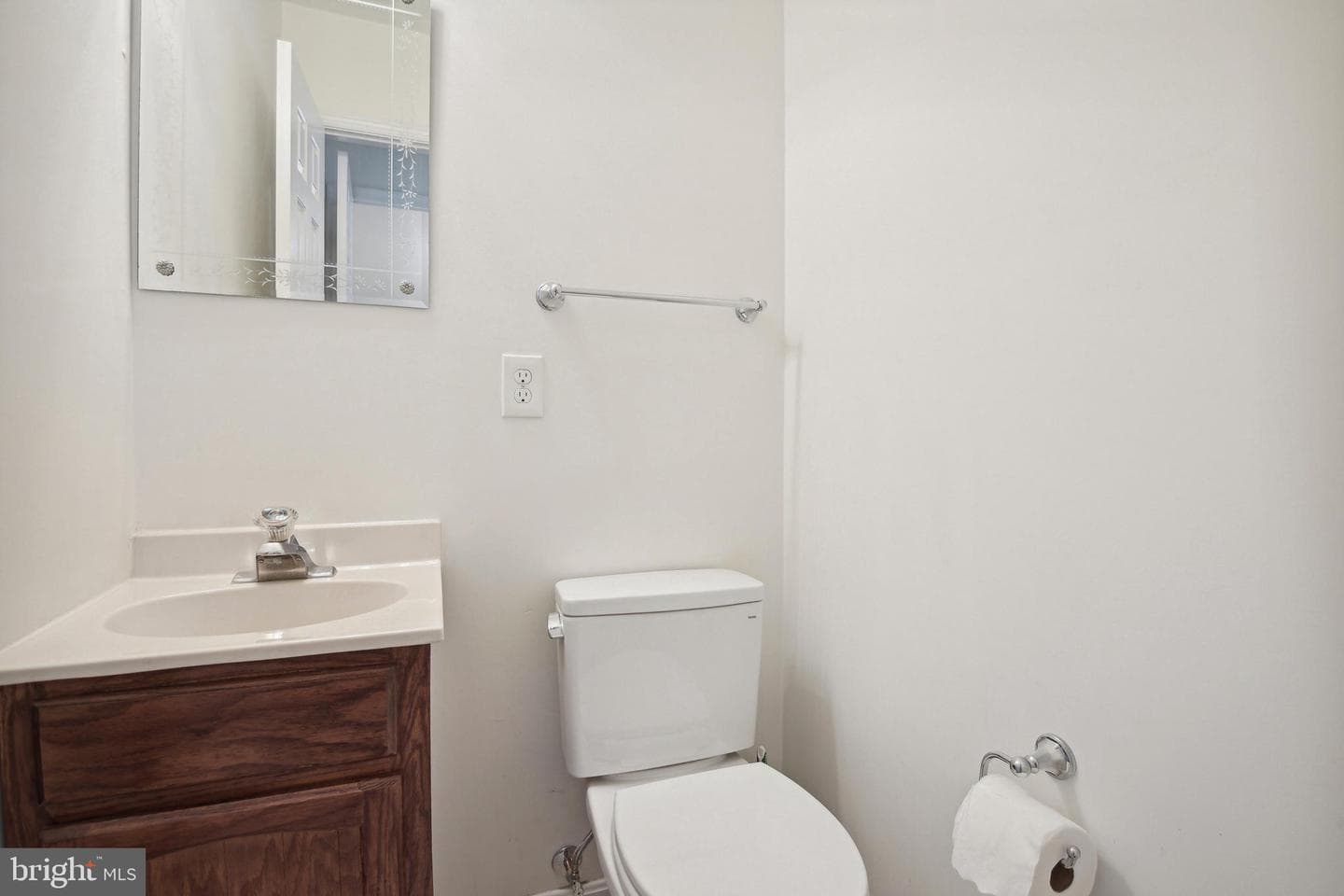 1064 Travis Lane photo 10