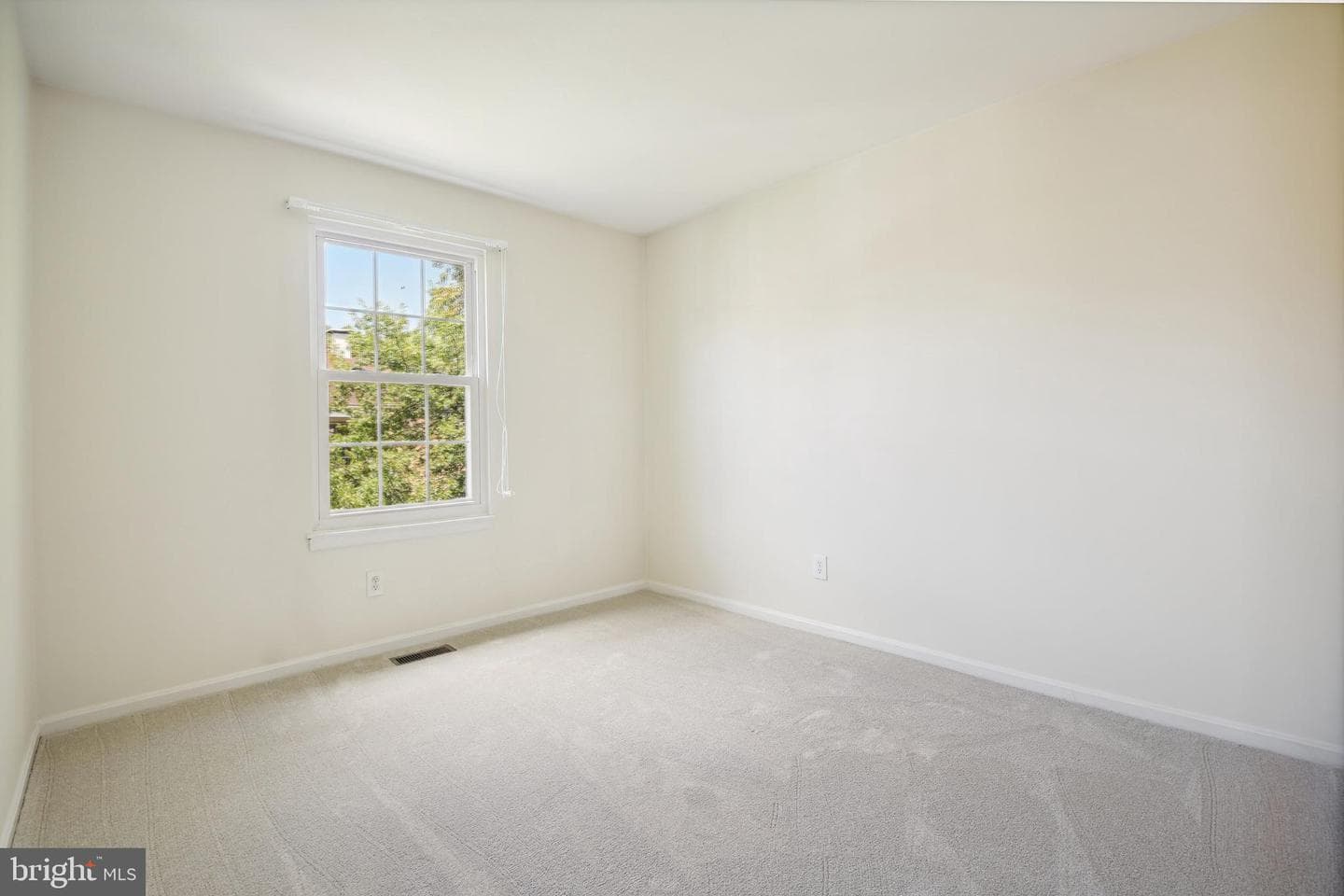 1064 Travis Lane photo 12