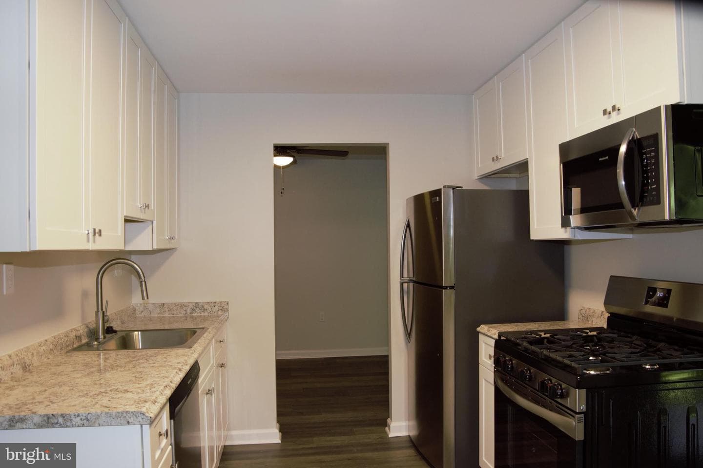 880 College Parkway #203 photo 10
