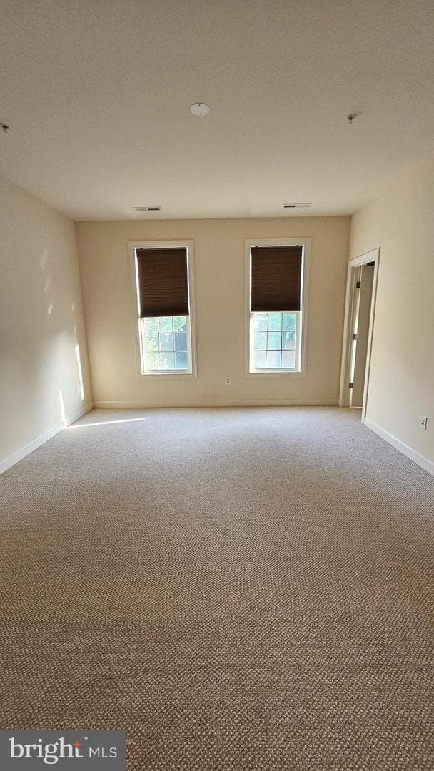 537 Girard Street photo 15
