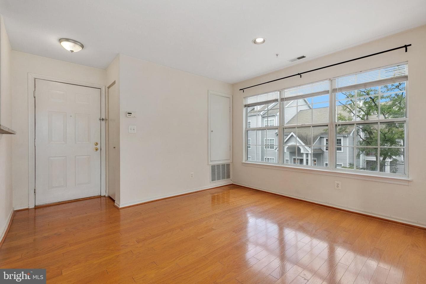 9906 Boysenberry Way #118 photo 5