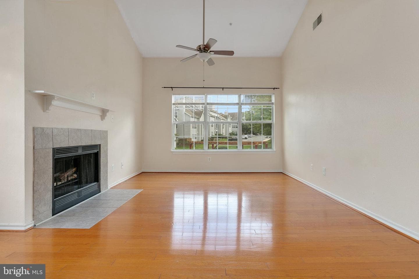 9906 Boysenberry Way #118 photo 7