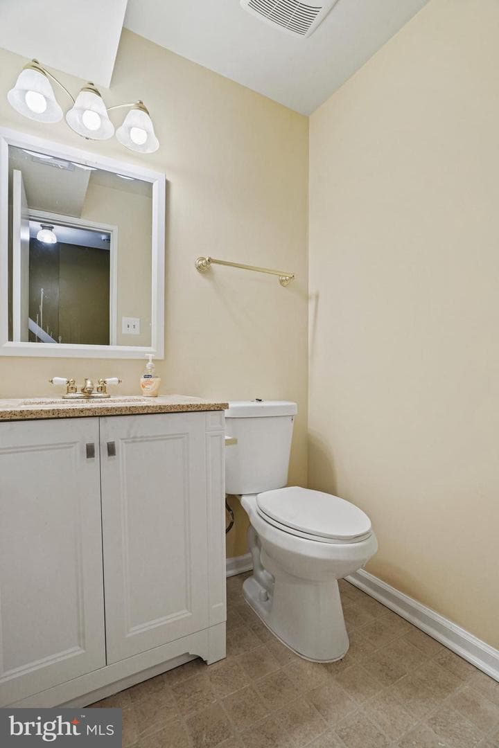 12881 Climbing Ivy Drive photo 33