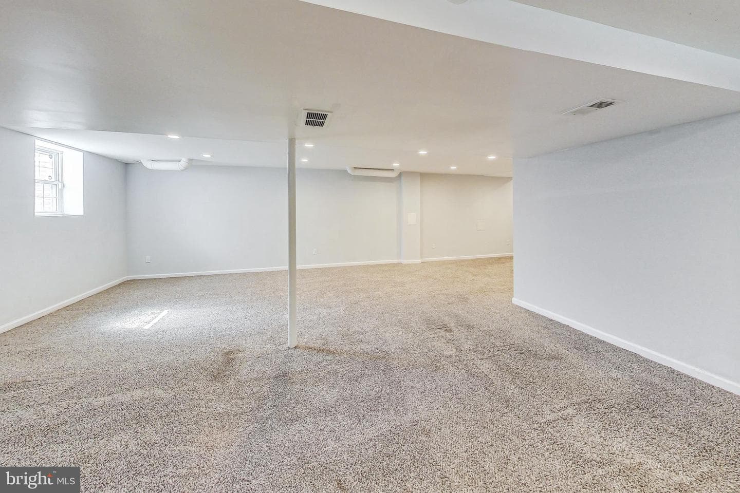 11017 Gainsborough Road photo 40