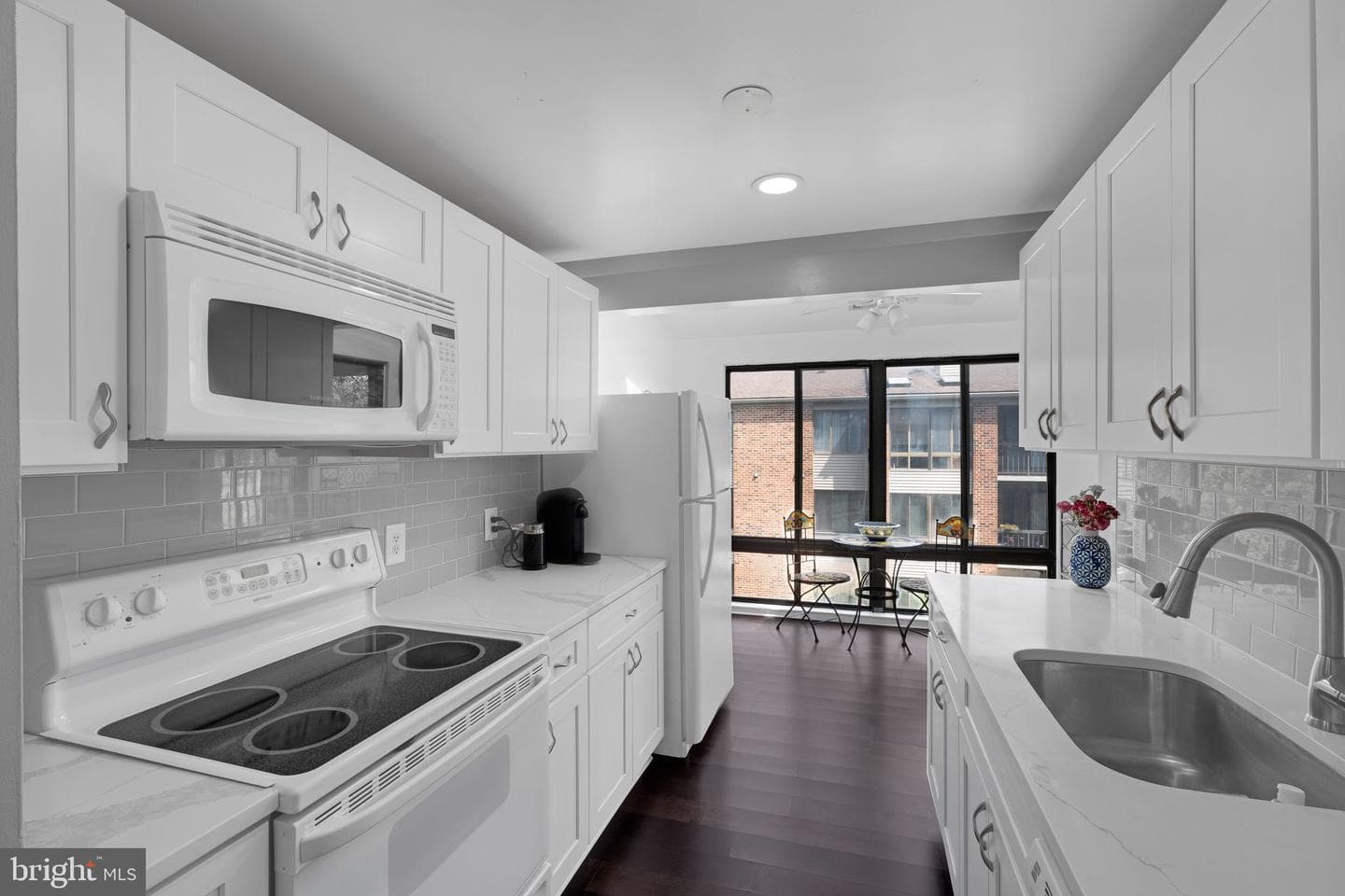 18131 Chalet Drive #24-302 photo 5