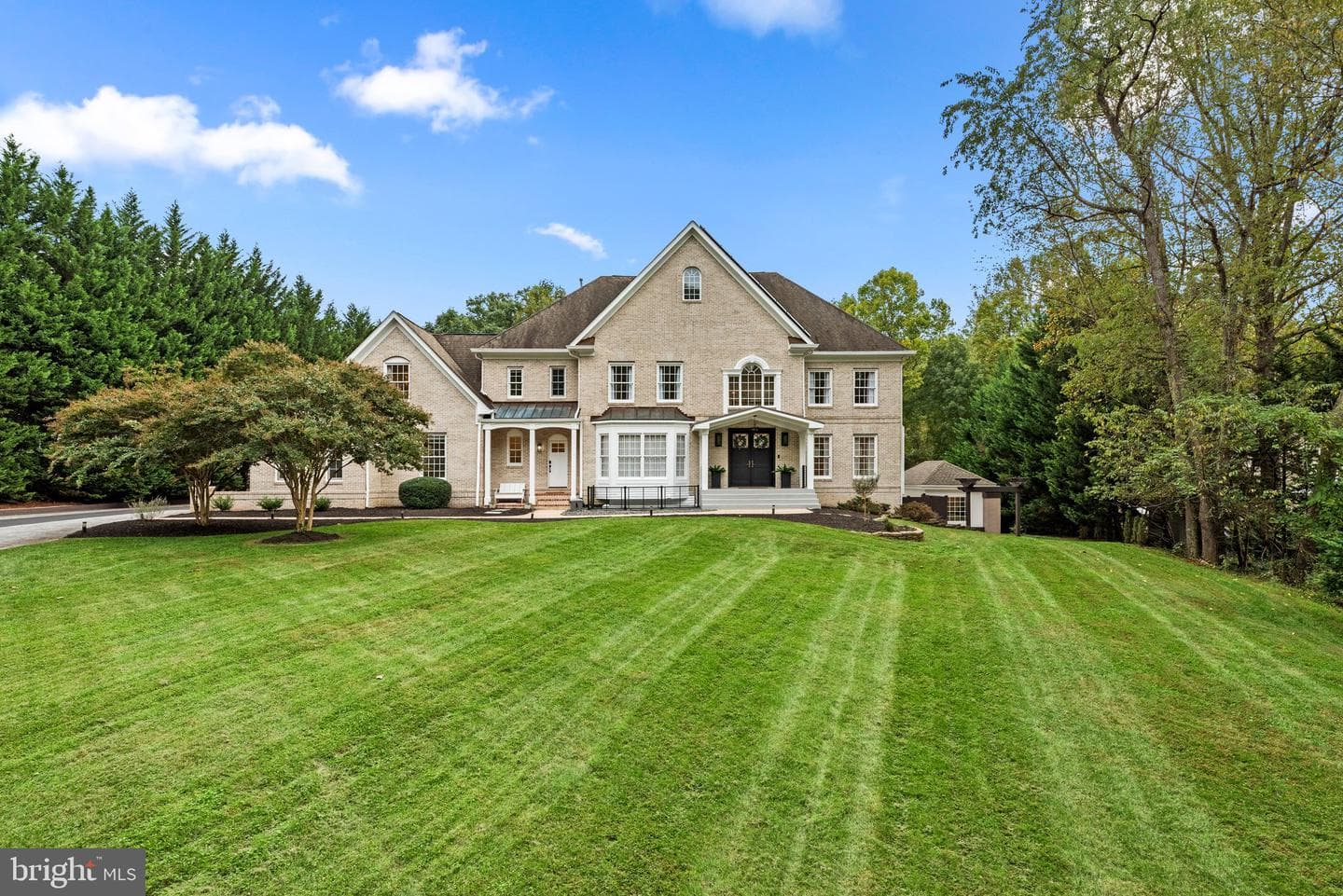 11 Warrenton Drive photo 4