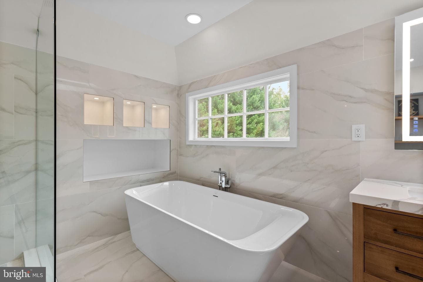 11 Warrenton Drive photo 42