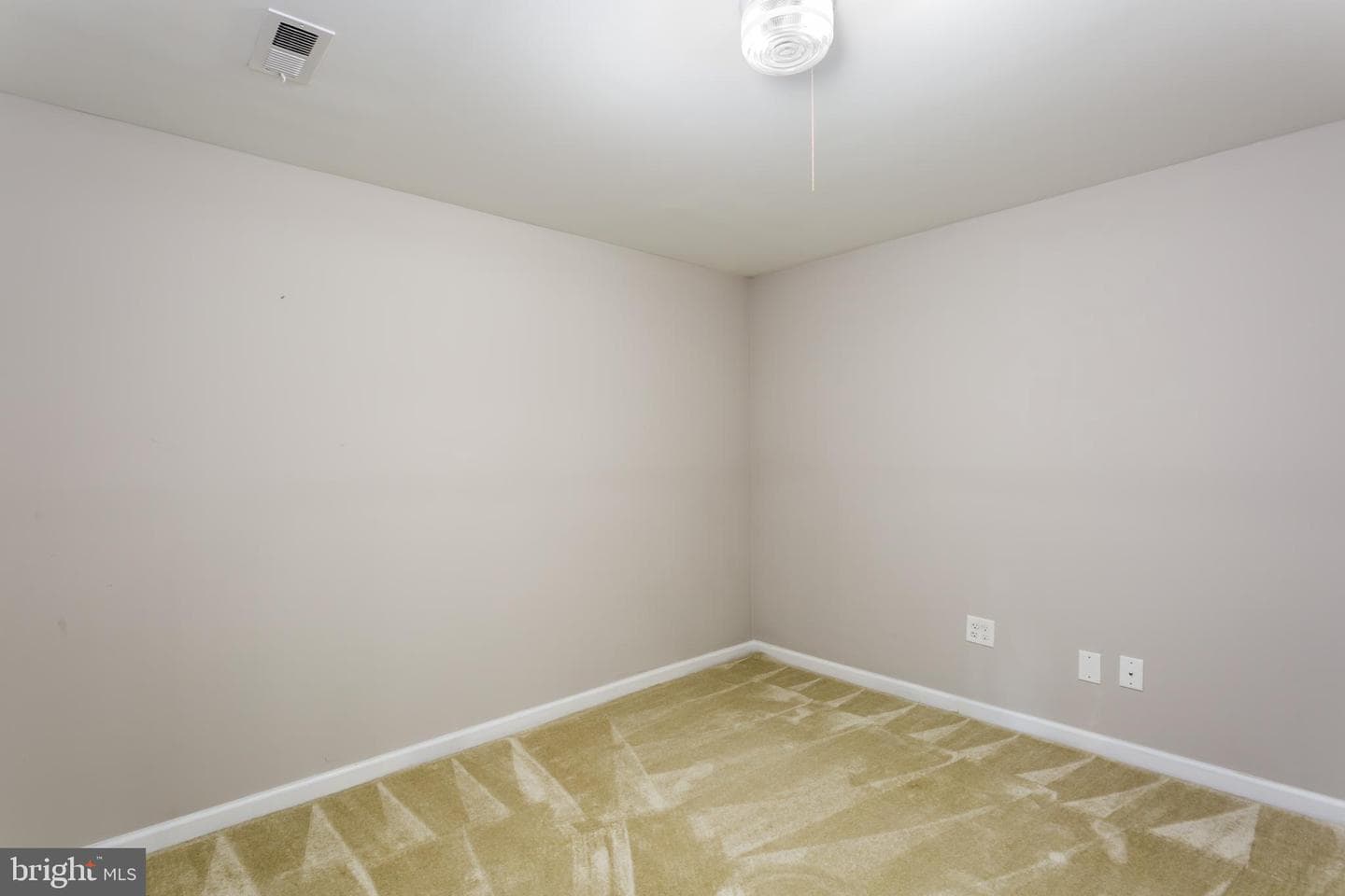 509 Whitcliff Court photo 25