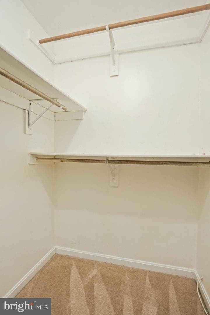 2000 Serpentine Terrace photo 30