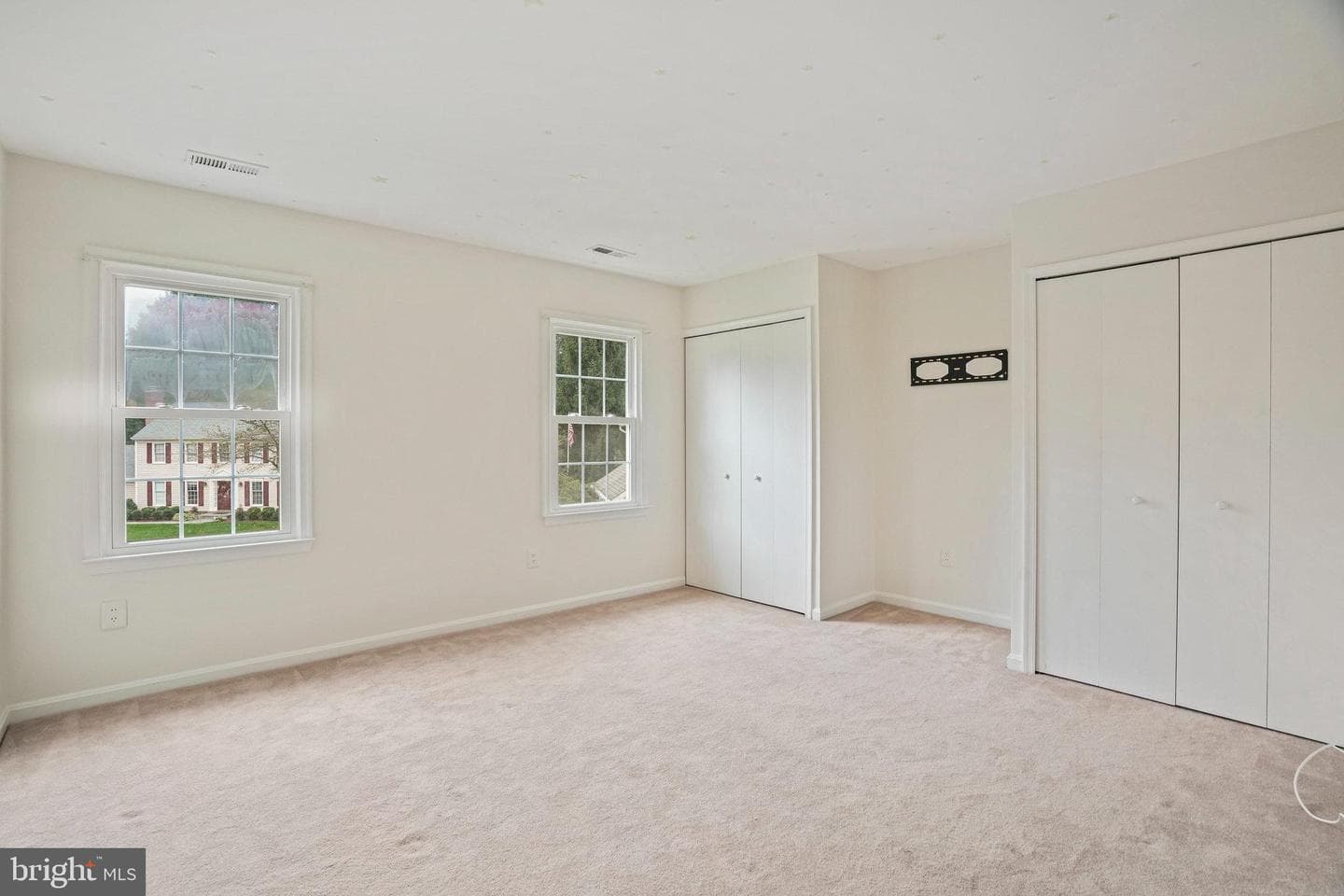 2000 Serpentine Terrace photo 37