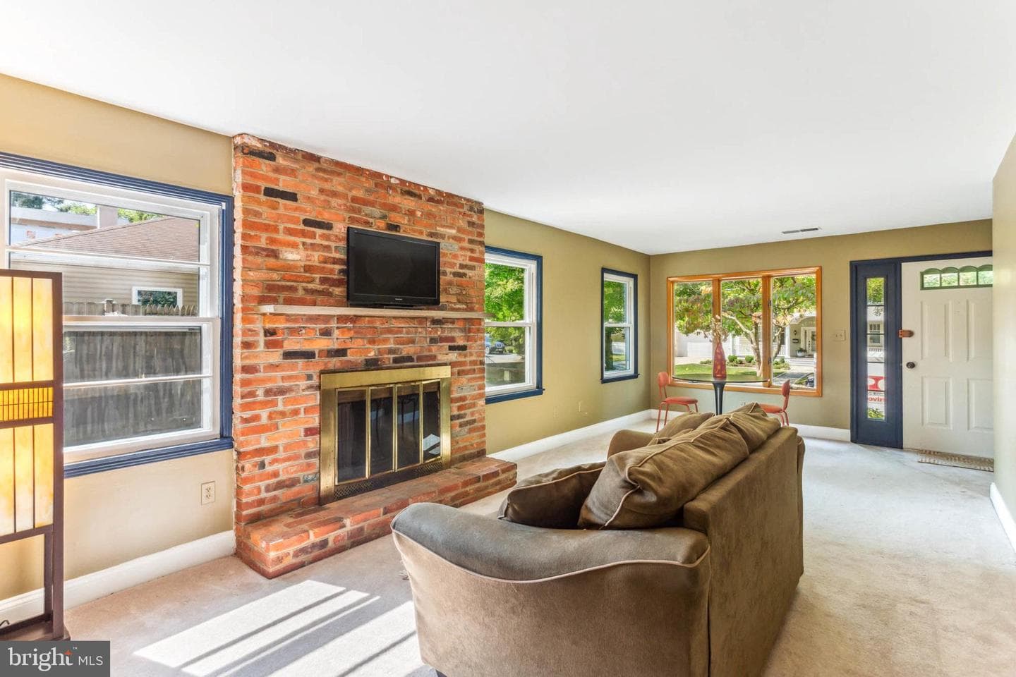 10209 Drumm Avenue photo 11