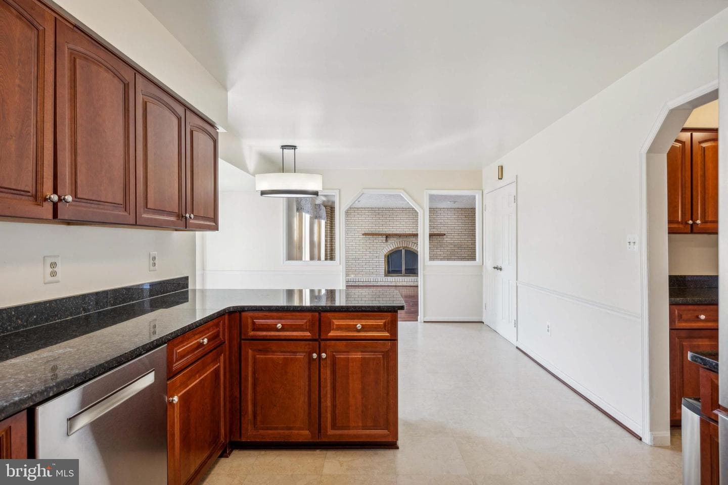 2331 Holly Spring Drive photo 10