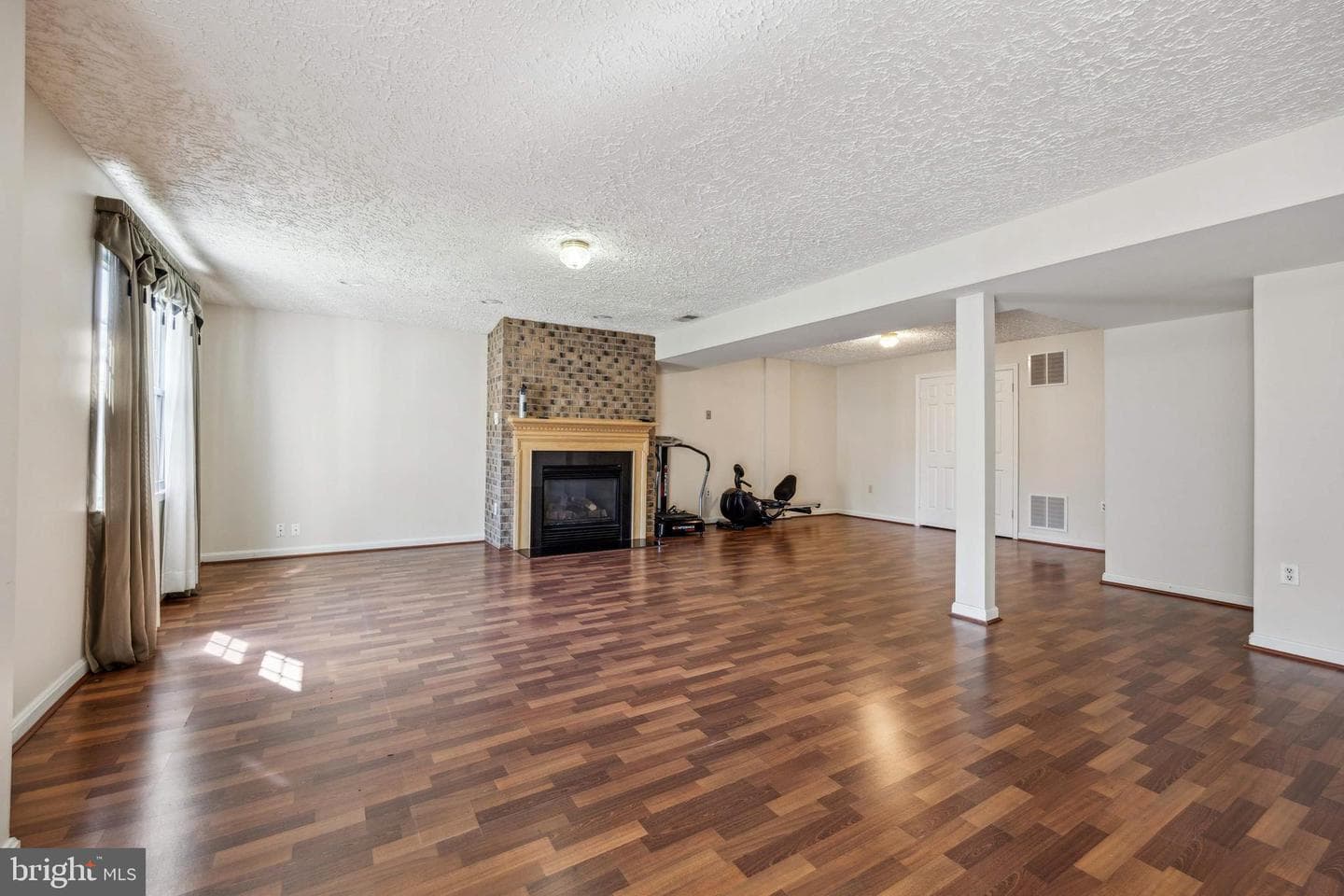 2331 Holly Spring Drive photo 31