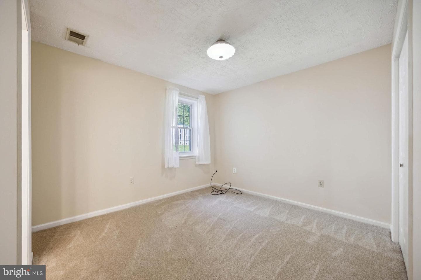 2331 Holly Spring Drive photo 33