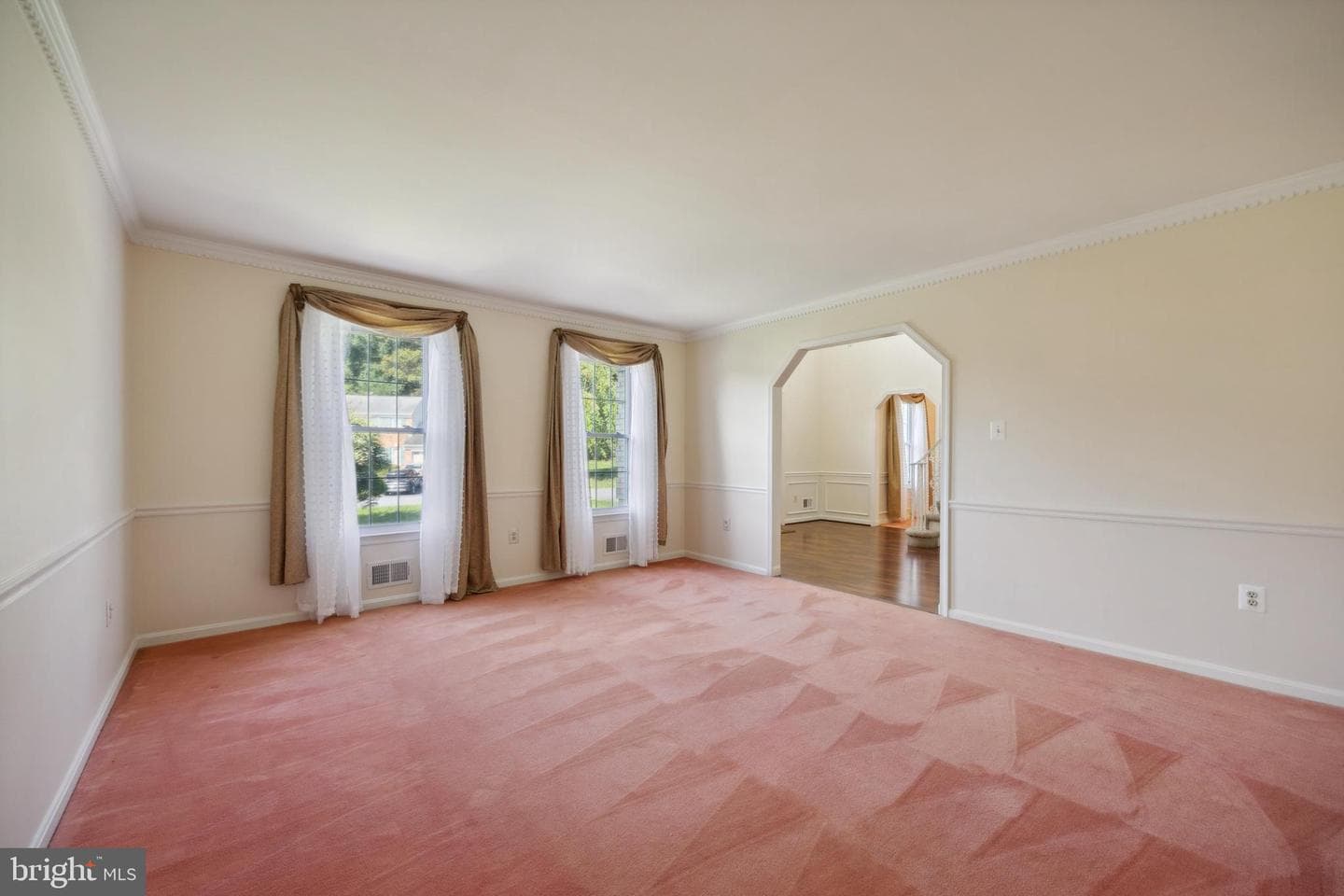 2331 Holly Spring Drive photo 4