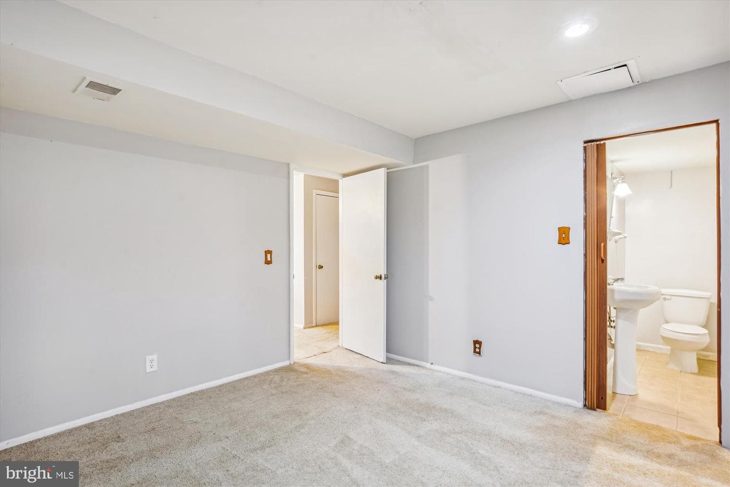 19013 Perrone Drive photo 32
