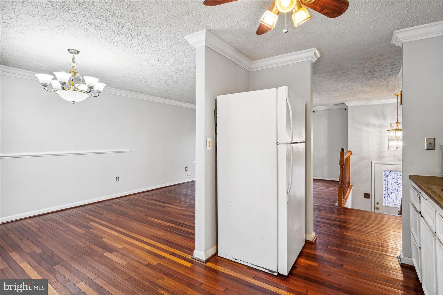 19013 Perrone Drive photo 9