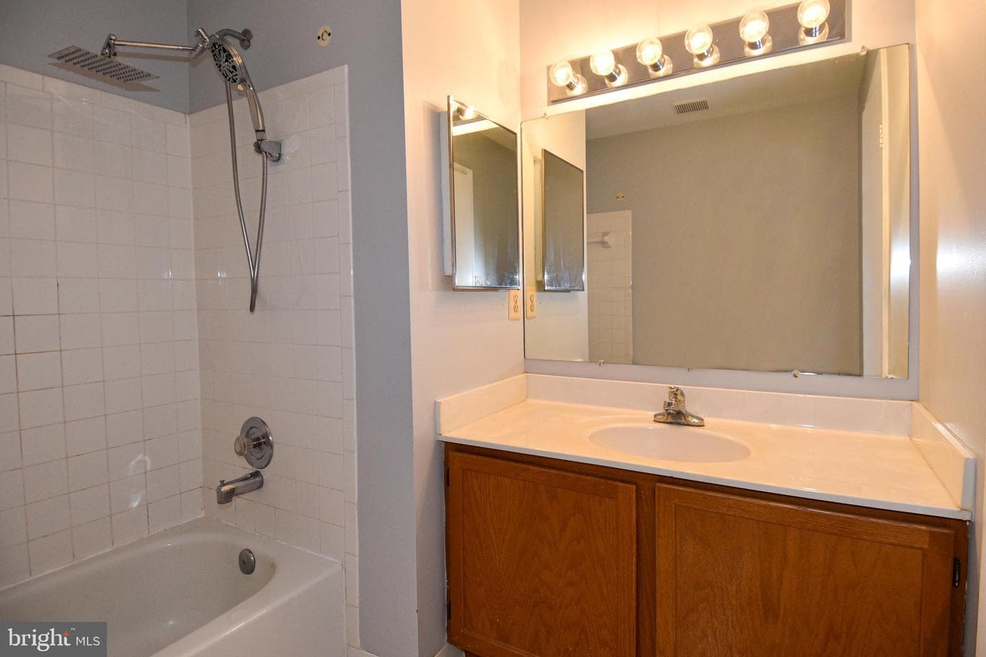 20004 Lake Park Drive #113 photo 18
