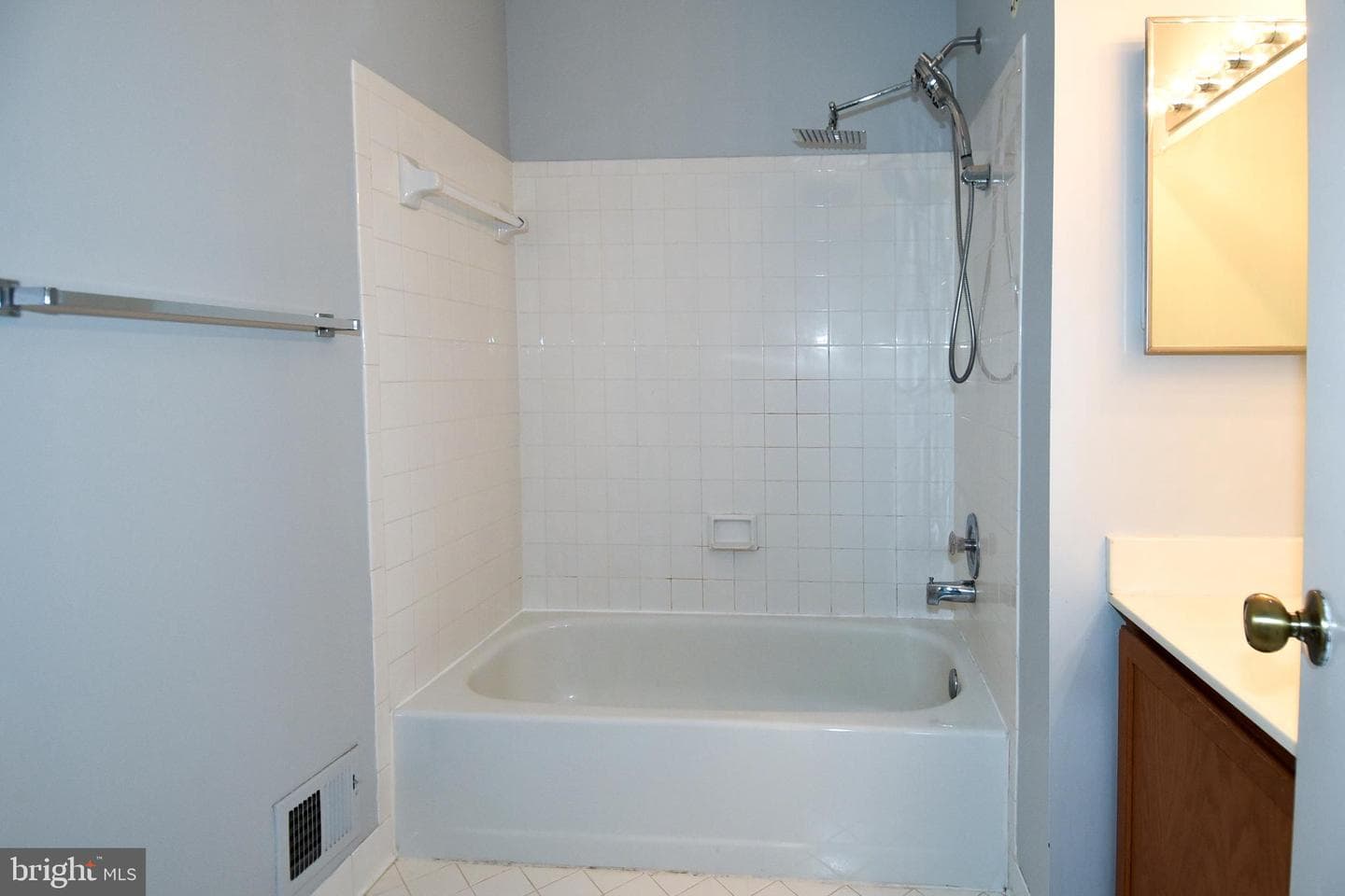 20004 Lake Park Drive #113 photo 19