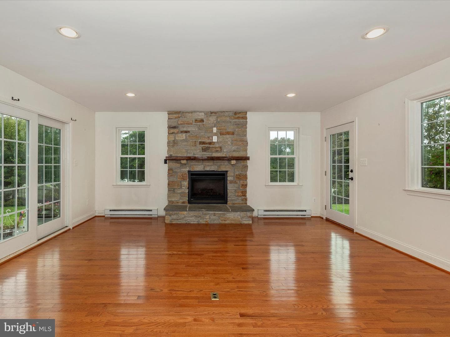 6935 Annapolis Rock Road photo 23