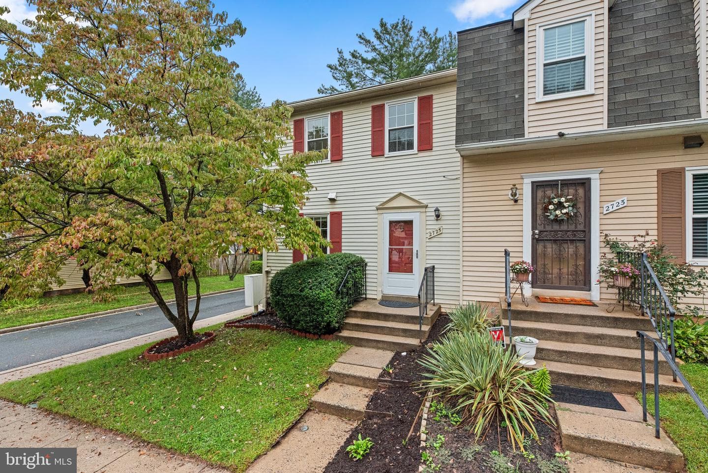 2725 Fairdale Terrace photo 25