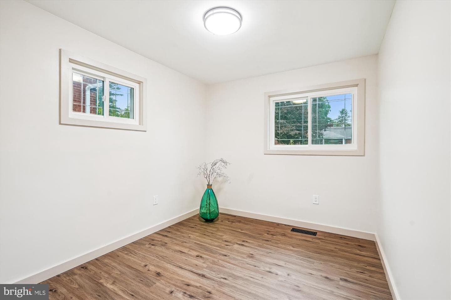2416 Homestead Drive photo 18