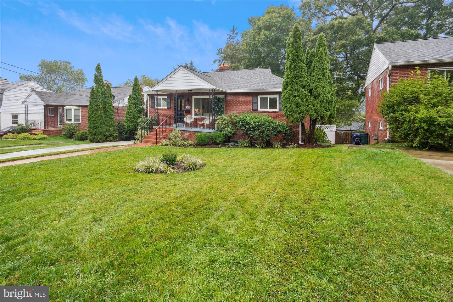 2416 Homestead Drive photo 3