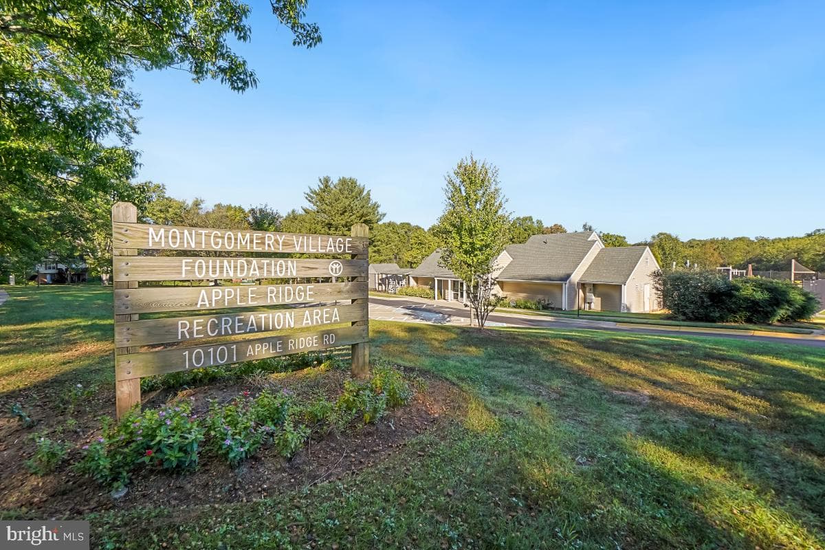 9840 Dellcastle Road photo 31