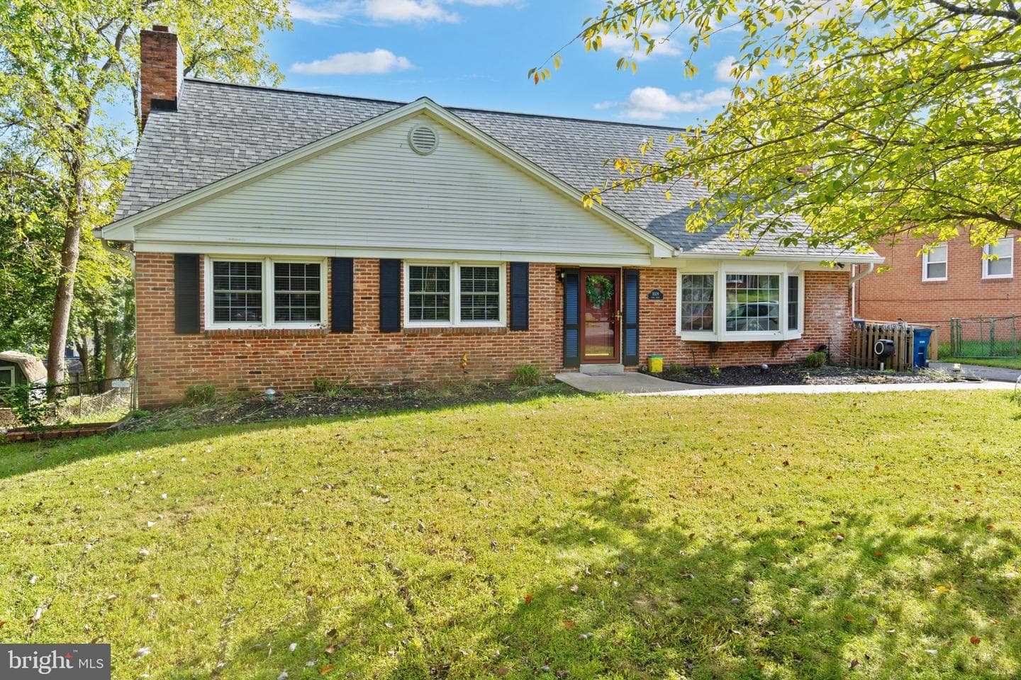 1009 Nora Drive photo 3