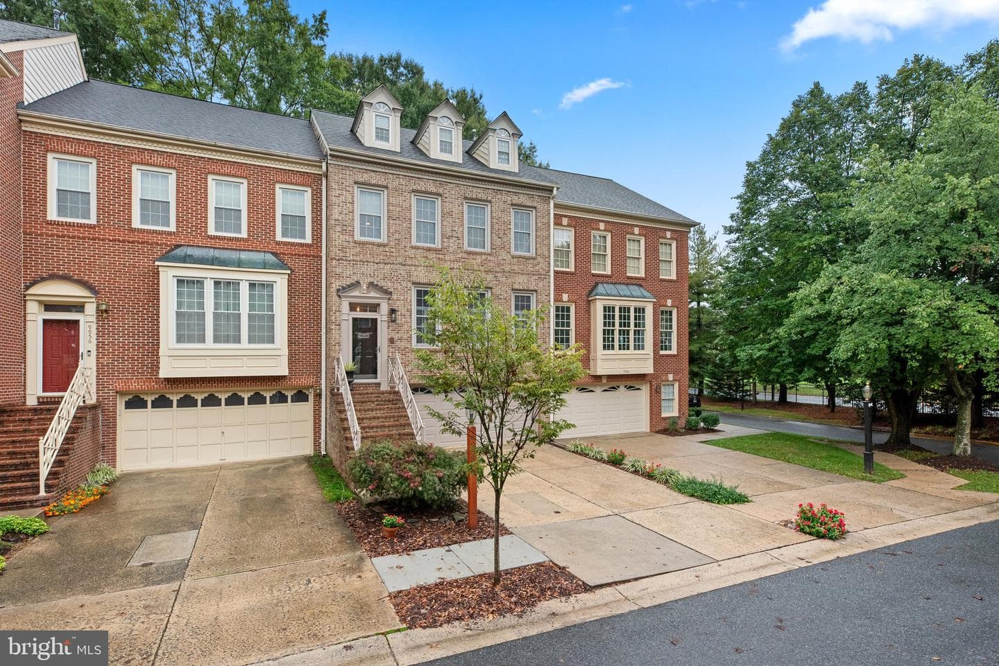 9958 Foxborough Circle photo 3