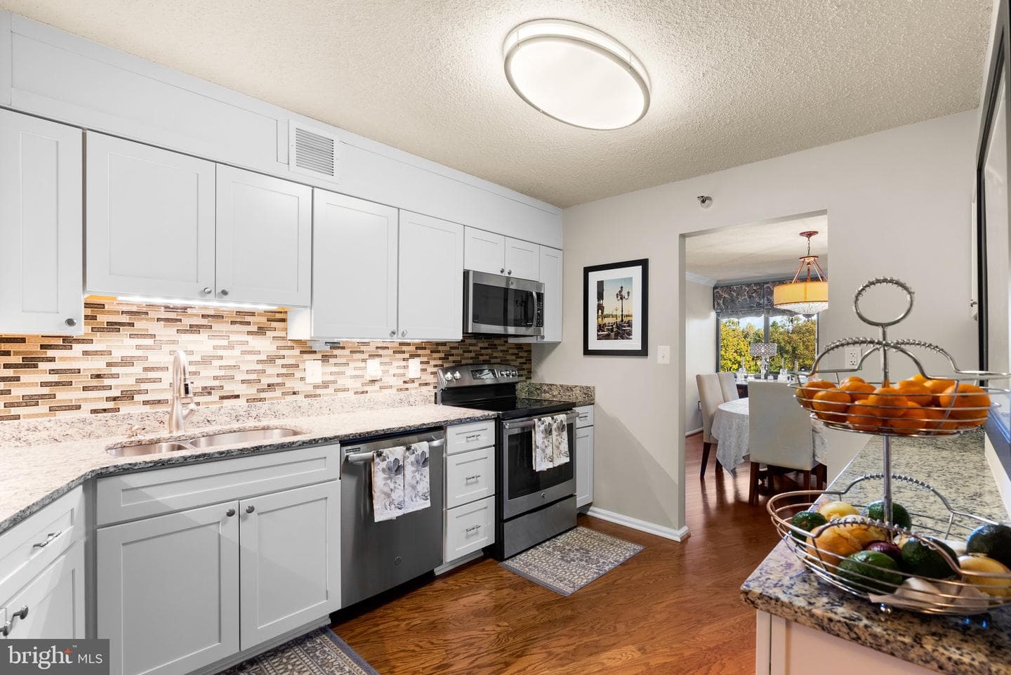 15107 Interlachen Drive #818 photo 14