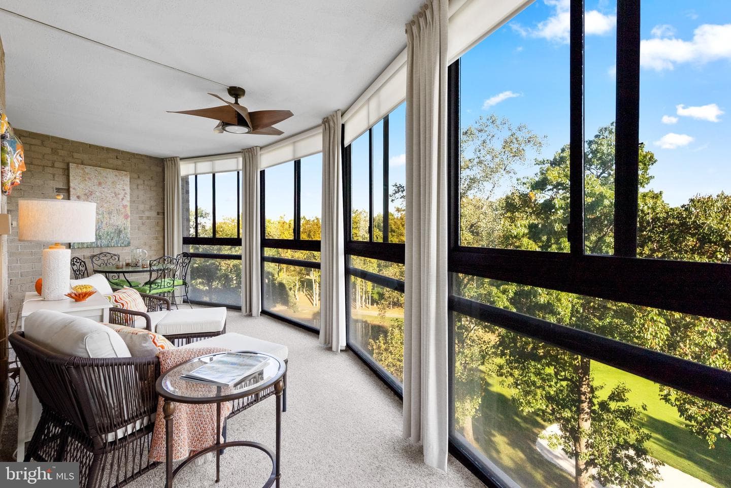 15107 Interlachen Drive #818 photo 19
