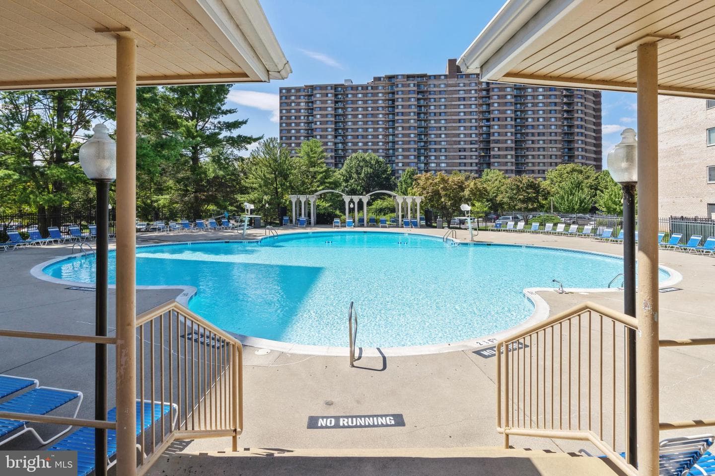 1121 University Boulevard W #613-B photo 16