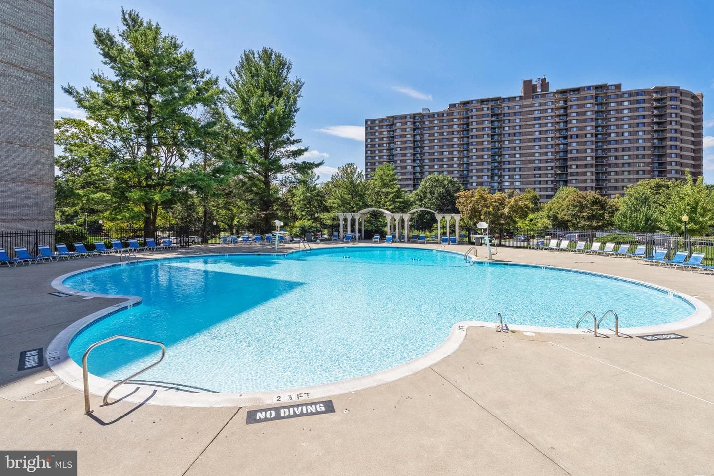 1121 University Boulevard W #613-B photo 17