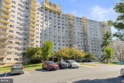 1121 University Boulevard W #613-B photo 2