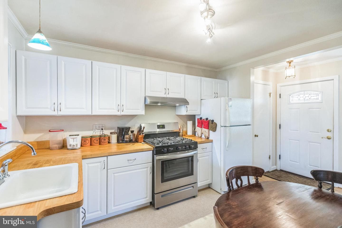 1205 Broadwood Drive photo 6