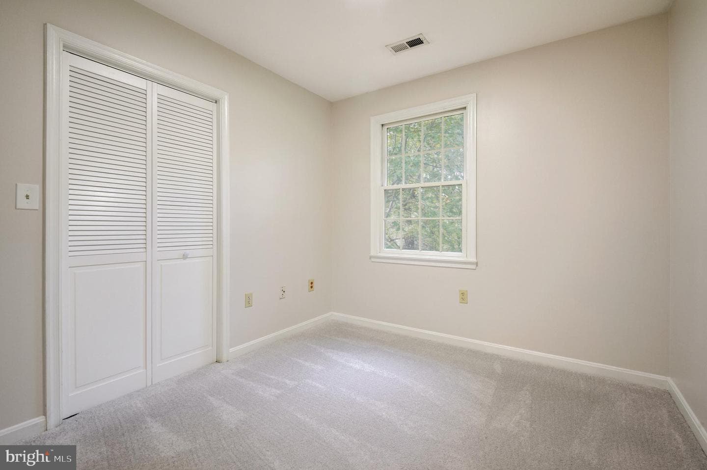 119 E Deer Park Drive photo 15