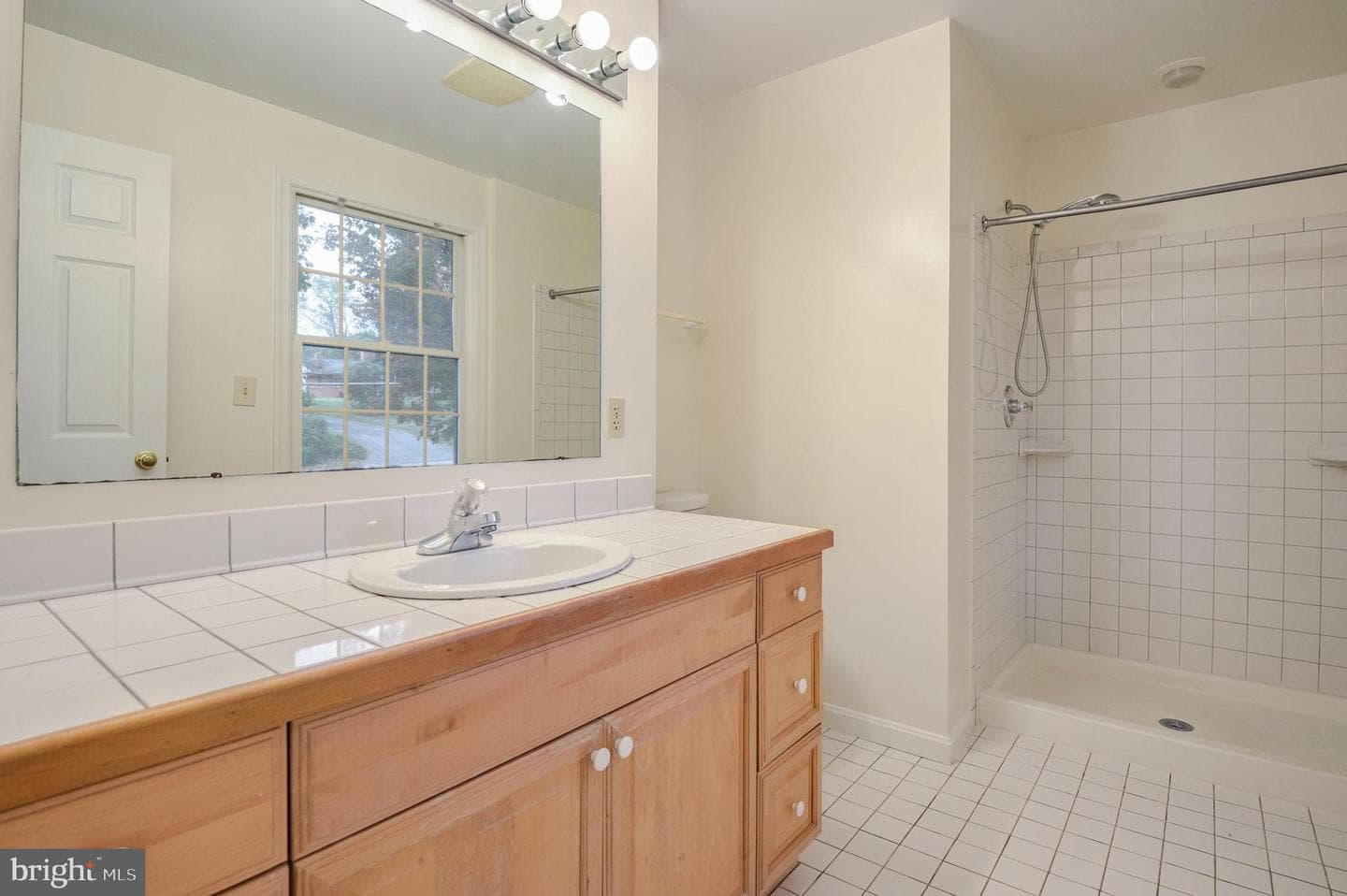 119 E Deer Park Drive photo 20
