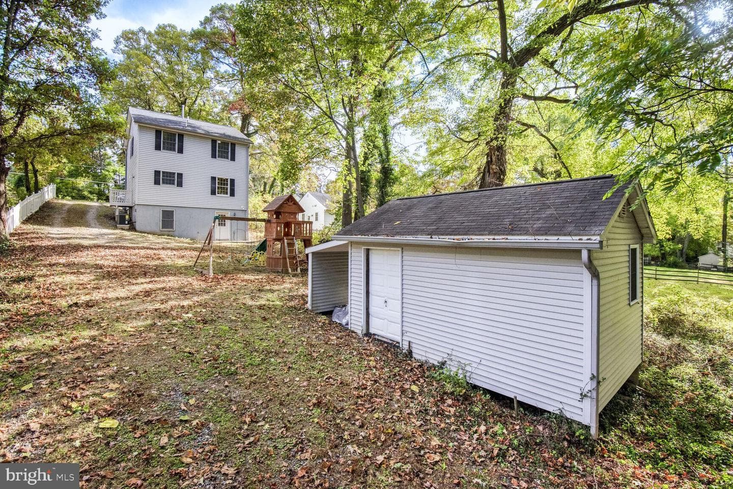 119 E Deer Park Drive photo 22