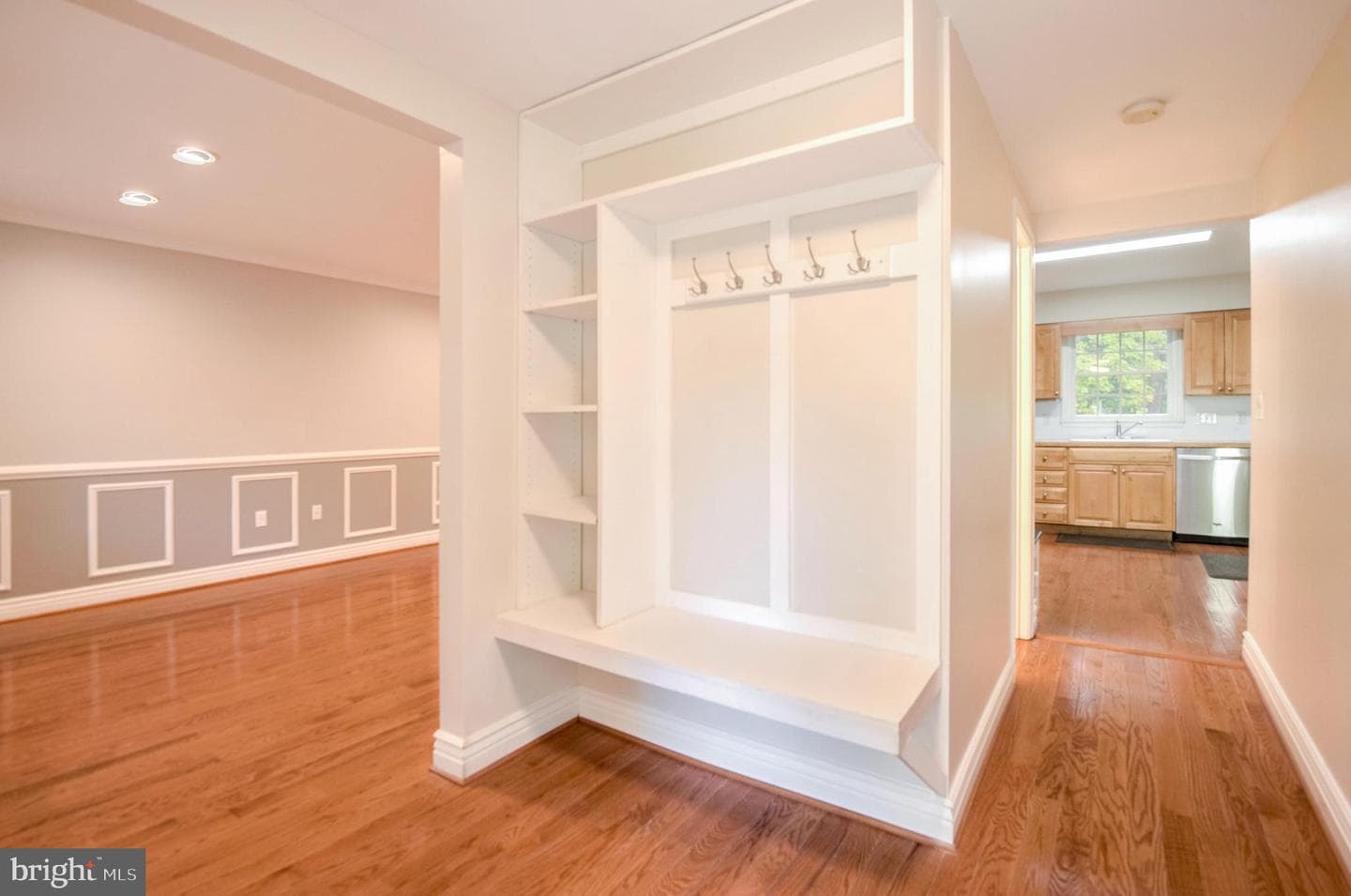 119 E Deer Park Drive photo 3