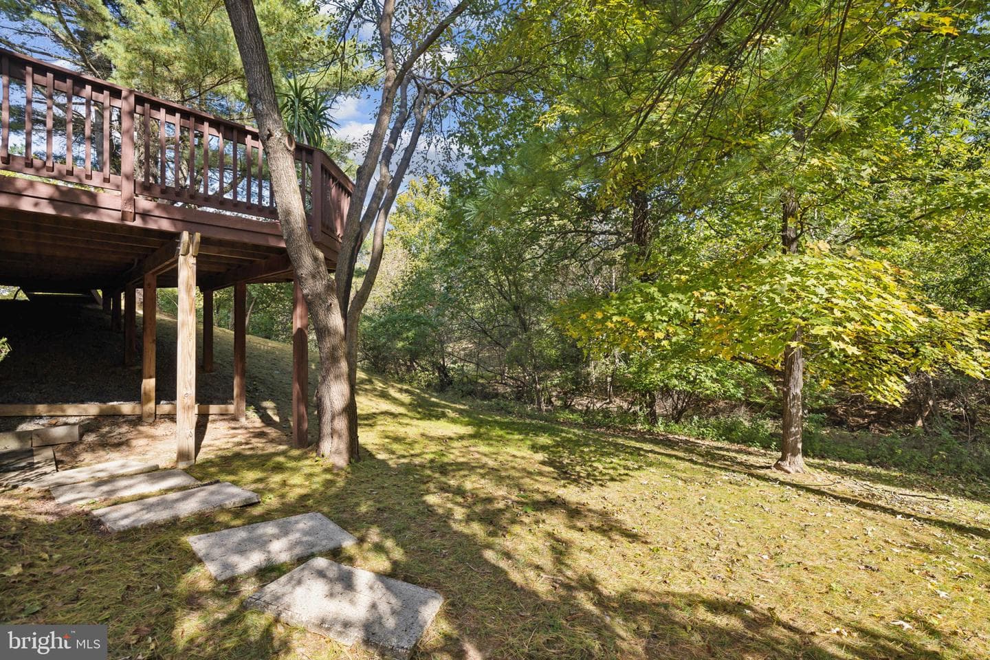 1729 Glastonberry Rd photo 28