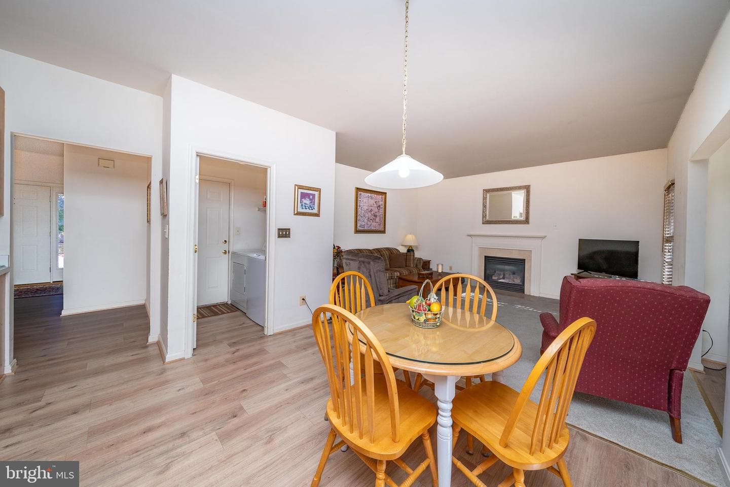 14408 Saturn Way photo 17