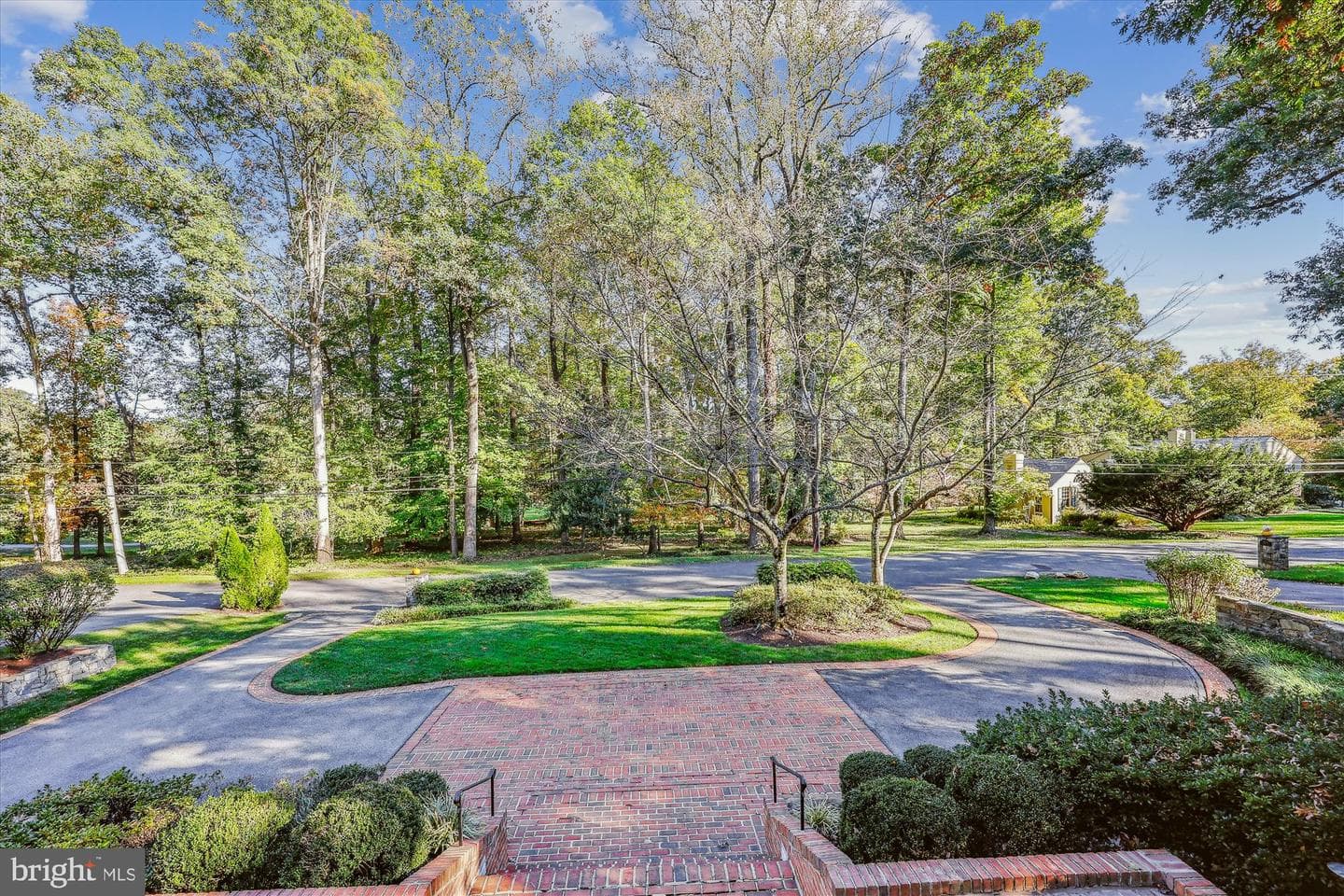 14708 Westbury Road photo 2