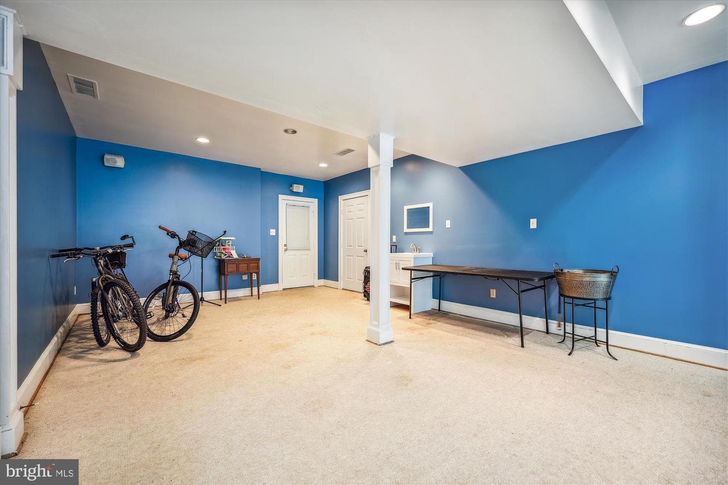 14708 Westbury Road photo 94